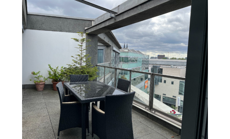 Büro auf Zeit Im Mediapark Köln Neustadt-Nord