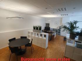 Zwei einzelne Cowork-Schreibtische von 4 suchen gerne LangzeitmieterIn