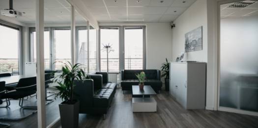 Büro mit Dachterrasse und traumhaften Blick auf das Planetarium