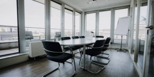 Büro mit Dachterrasse und traumhaften Blick auf das Planetarium