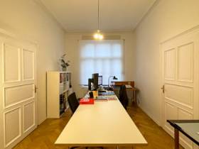 Arbeitsplatz in einem tollen Altbau im Herzen Münchens