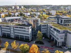 Coworking mit Fernsicht - vom Schreibtisch bis hin zum eigenen Büro